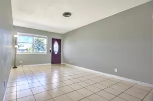 1300 Alho Dr, Lantana, FL 33462 - Photo 10