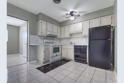 1300 Alho Drive, Lantana, FL 33462 - Photo 2