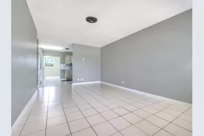 1300 Alho Drive, Lantana, FL 33462 - Photo 8