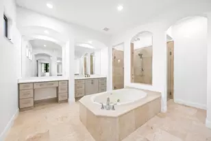 8242 Emerald Ave, Parkland, FL 33076 - Photo 38