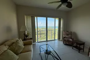 27 Harbour Isle Dr W, Fort Pierce, FL 34949 - Photo 8