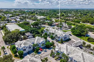 910 Hamilton Ln, Delray Beach, FL 33483 - Photo 32