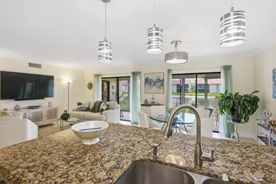 10223 N Circle Lake Drive #102, Boynton Beach, FL 33437 - Photo 8