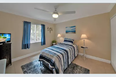 10223 N Circle Lake Drive #102, Boynton Beach, FL 33437 - Photo 16