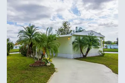 7 La Paloma Lane, Port Saint Lucie, FL 34952 - Photo 8