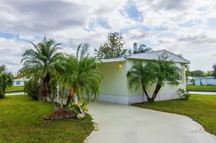 7 La Paloma Ln, Port Saint Lucie, FL 34952 - Photo 8