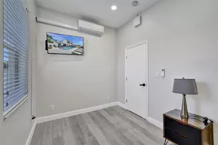 2256 SE 10th St, Pompano Beach, FL 33062 - Photo 22