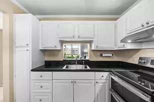 202 SE 10th St, Dania Beach, FL 33004 - Photo 14