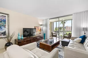 202 SE 10th St, Dania Beach, FL 33004 - Photo 1