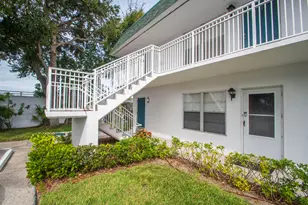 2800 Indian River Blvd, Vero Beach, FL 32960 - Photo 4
