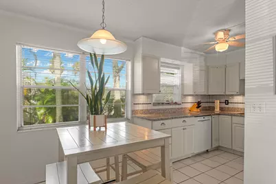 2800 Indian River Boulevard #O-5, Vero Beach, FL 32960 - Photo 8