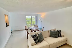 17570 Atlantic Blvd, Sunny Isles Beach, FL 33160 - Photo 6