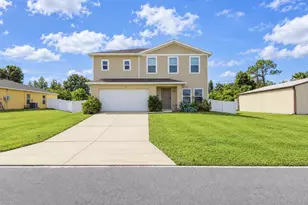 520 W Tarpon Blvd NW, Port Charlotte, FL 33952 - Photo 1