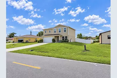 520 W Tarpon Boulevard NW, Port Charlotte, FL 33952 - Photo 2