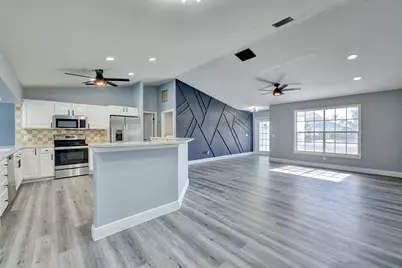 325 SE Wallace Terrace, Port Saint Lucie, FL 34983 - Photo 10