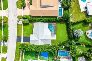 1368 SW 13th St, Boca Raton, FL 33486 - Photo 2