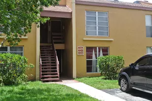 4471 Treehouse Ln, Tamarac, FL 33319 - Photo 1