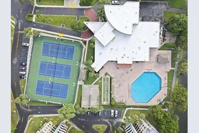 1000 Colony Point Circle #110, Pembroke Pines, FL 33026 - Photo 40