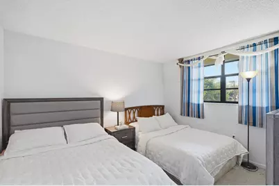 1000 Colony Point Circle #110, Pembroke Pines, FL 33026 - Photo 20