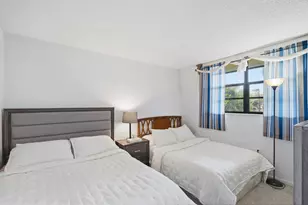 1000 Colony Point Cir, Pembroke Pines, FL 33026 - Photo 20