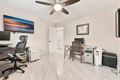 3590 Lakeview Drive, Delray Beach, FL 33445 - Photo 26