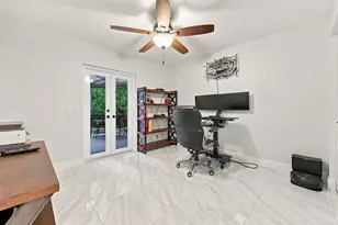 3590 Lakeview Dr, Delray Beach, FL 33445 - Photo 30