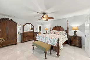 3590 Lakeview Dr, Delray Beach, FL 33445 - Photo 22