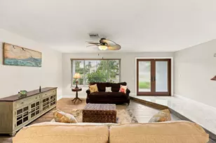 3590 Lakeview Dr, Delray Beach, FL 33445 - Photo 6