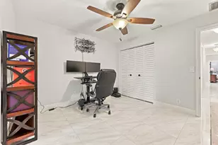 3590 Lakeview Dr, Delray Beach, FL 33445 - Photo 30