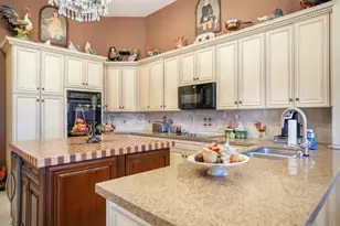 8047 N Savannah Cir, Davie, FL 33328 - Photo 36