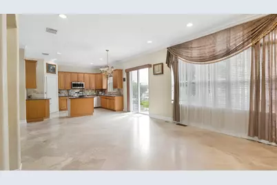 7652 NW 23rd Street, Pembroke Pines, FL 33024 - Photo 12