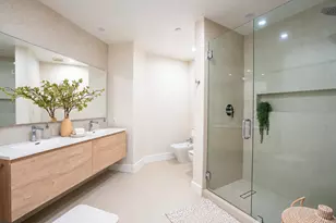 3600 Yacht Club Dr, Aventura, FL 33180 - Photo 12