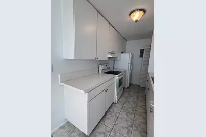 208 E Tiffany Drive #2, Mangonia Park, FL 33407 - Photo 6