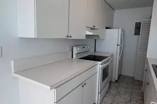 208 E Tiffany Dr, Mangonia Park, FL 33407 - Photo 6