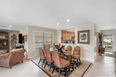 12 Westgate Lane #12D, Boynton Beach, FL 33436 - Photo 6