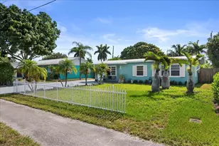 503 N Pennock Ln, Jupiter, FL 33458 - Photo 2
