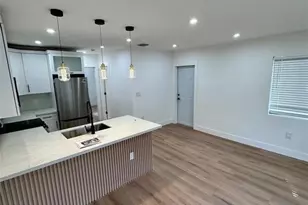 1282 NW 35th St, Miami, FL 33142 - Photo 4