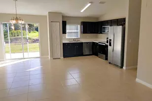 682 SW Paar Dr, Port Saint Lucie, FL 34953 - Photo 4