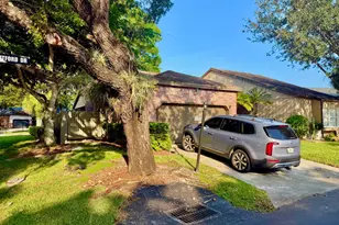 6603 Stratford Dr, Parkland, FL 33067 - Photo 2