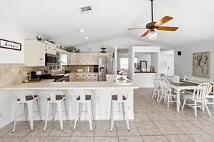 785 Cindy Dr, Wellington, FL 33414 - Photo 10