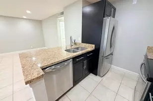 907 Meadows Cir, Boynton Beach, FL 33436 - Photo 4