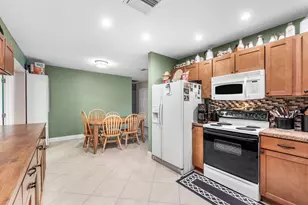 7416 Cocoanut Dr, Greenacres, FL 33467 - Photo 8
