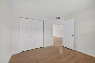 1120 Lake Shore Dr, Lake Park, FL 33403 - Photo 10