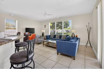 6207 Shadow Tree Lane, Lake Worth, FL 33463 - Photo 8