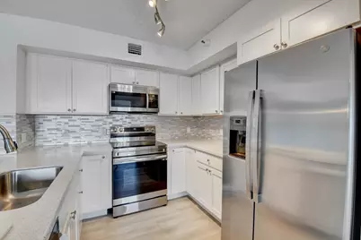 180 Yacht Club Way #308, Hypoluxo, FL 33462 - Photo 16