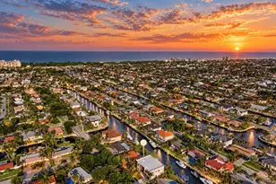 2360 NE 49th St, Lighthouse Point, FL 33064 - Photo 6
