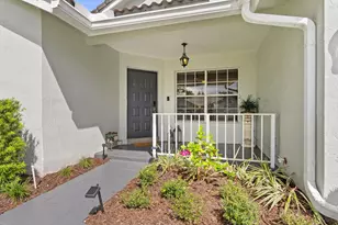 5309 Pine Cir, Coral Springs, FL 33067 - Photo 4