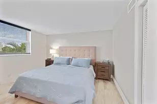 321 SE 3rd St, Dania Beach, FL 33004 - Photo 16