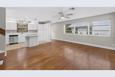9106 SE Venus Street, Hobe Sound, FL 33455 - Photo 12