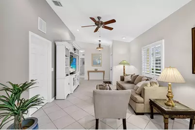 2340 Windjammer Way, West Palm Beach, FL 33411 - Photo 14